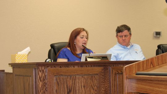 Council approves budget, keeps tax rate unchanged