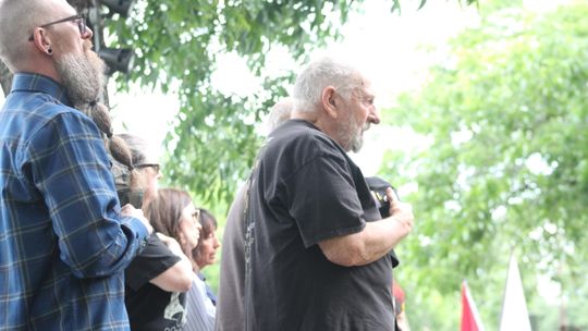 Memorial Day ceremony honors Gold Star families, veterans