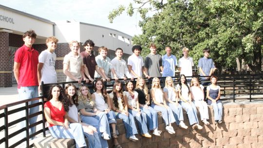 SHS students move closer to homecoming crown