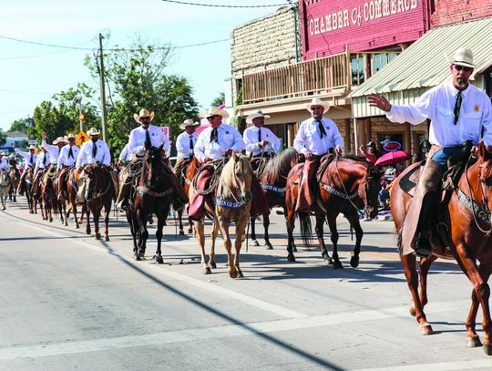 41st Annual Wild West Fest parade on the horizon