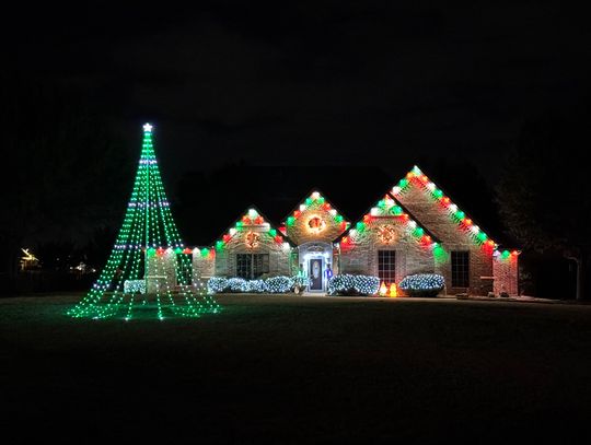 Homes shine bright for the holidays