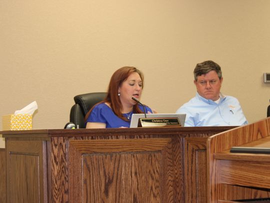 Council approves budget, keeps tax rate unchanged
