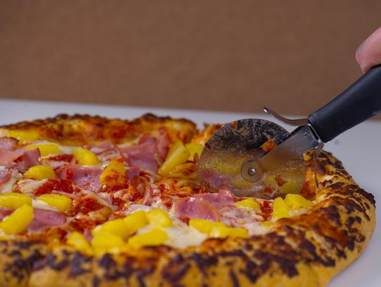 Double Take: Pineapple on pizza?