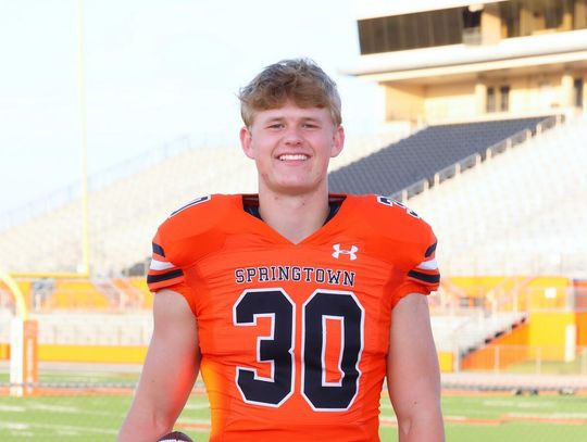 Ewell draws national recruiting attention