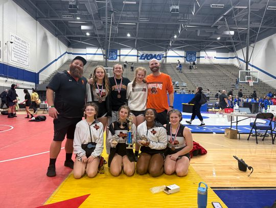 Lady Pines make history, Porcupines sweep at home