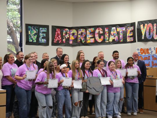 Lady Porcupine Powerlifting team Honored