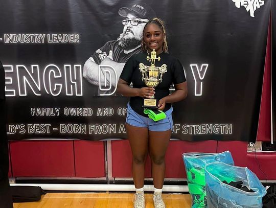 Lewis named Best Lifter