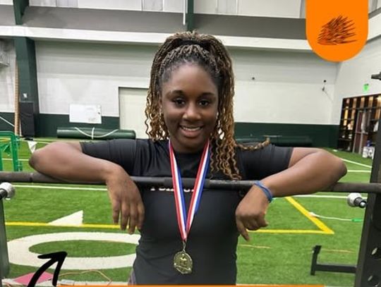 Lewis shatters records as Lady Porcupines powerlifting shines