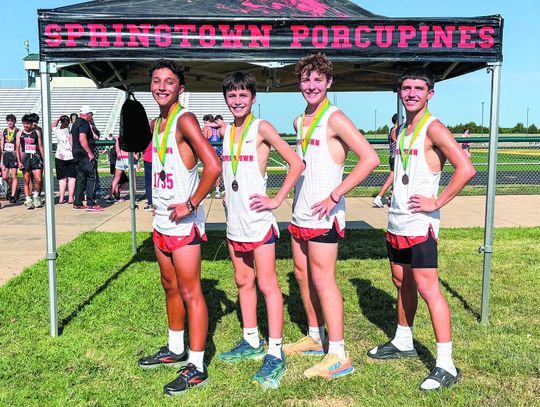 Porcupine runners open season strong at Boyd Relay