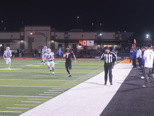 Porcupines claim district title, end season with perfect record