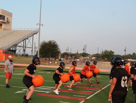 Porcupines open fall practice with high expectations