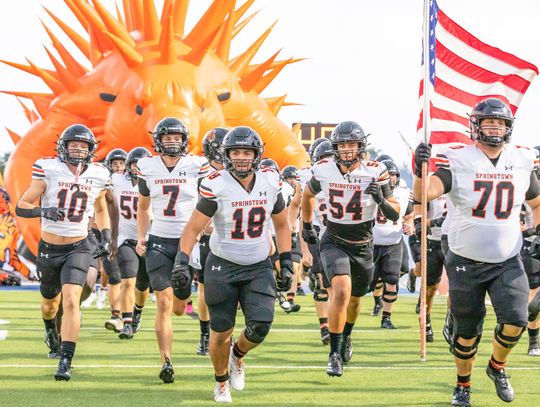 Porcupines roll past Graham in 36-7 victory