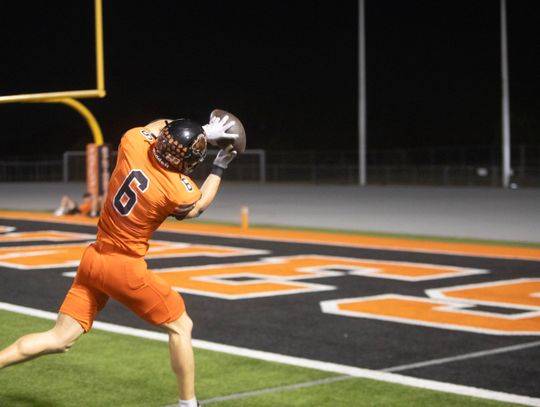 Porcupines rout Carter Riverside 55-0 for homecoming