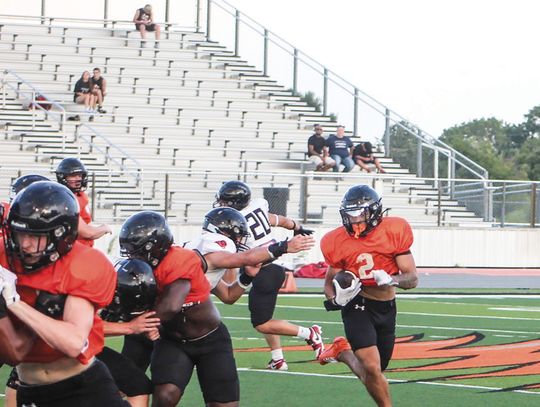 Porcupines set for season opener against Joshua