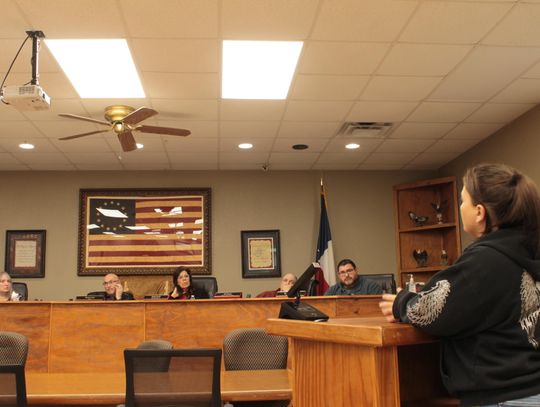 Reno council reviews budget, water billing and staffing issues