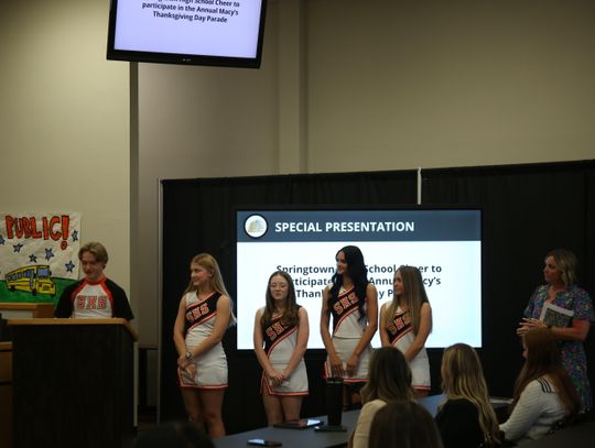 SHS cheerleaders head to New York for Macy’s parade