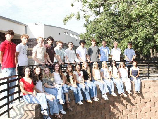 SHS students move closer to homecoming crown