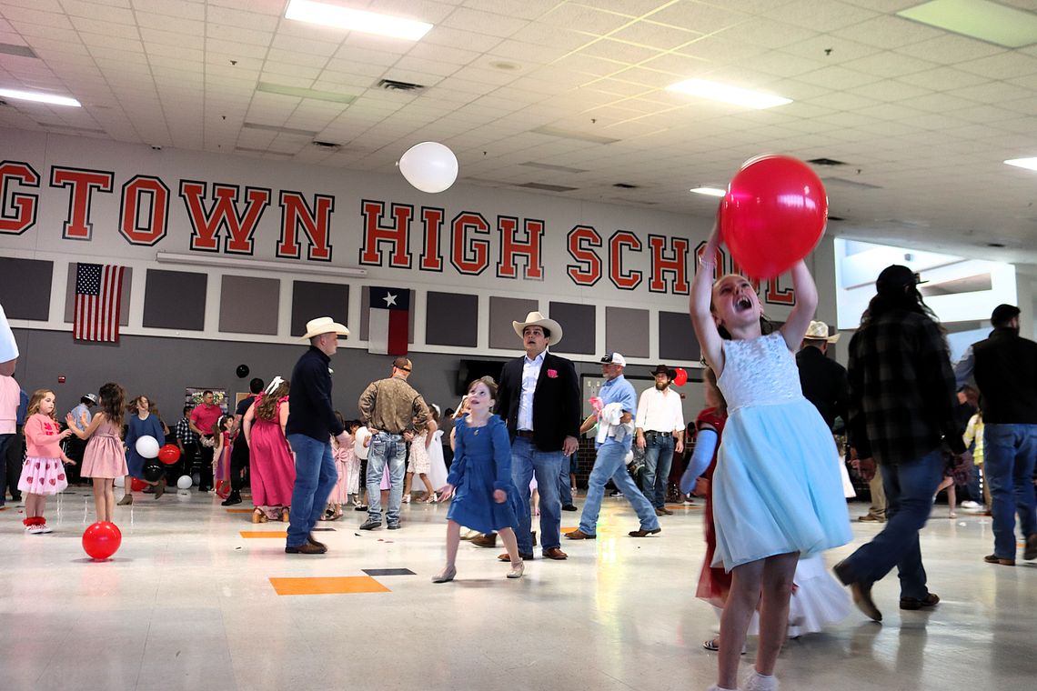 Date night returns Date night returns