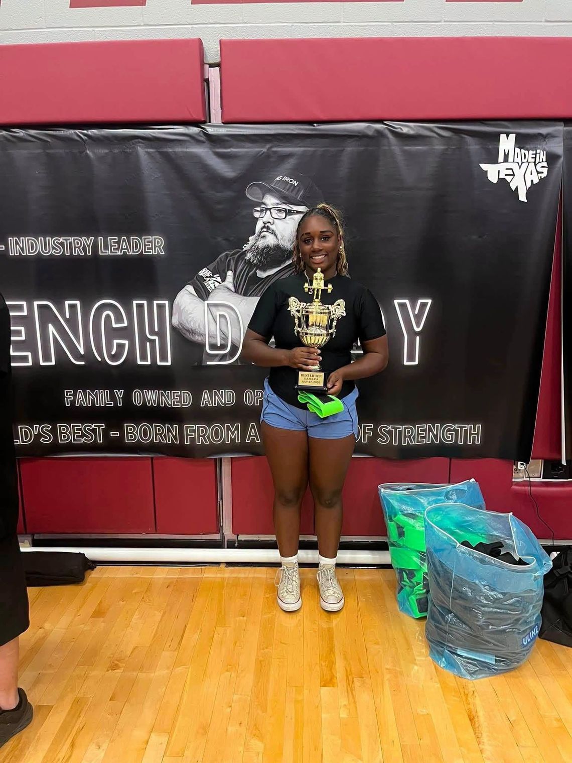 Lewis named Best Lifter Lewis named Best Lifter
