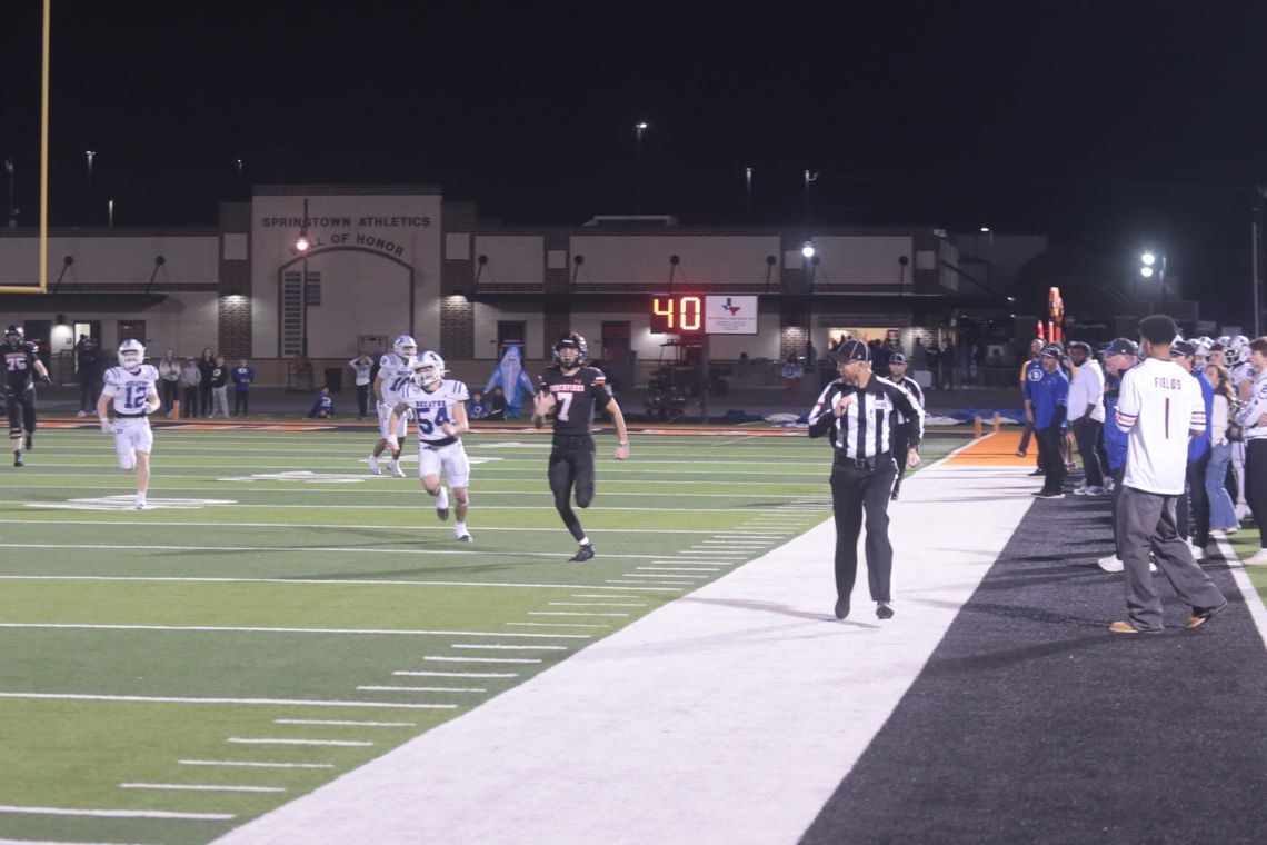 Porcupines claim district title, end season with perfect record