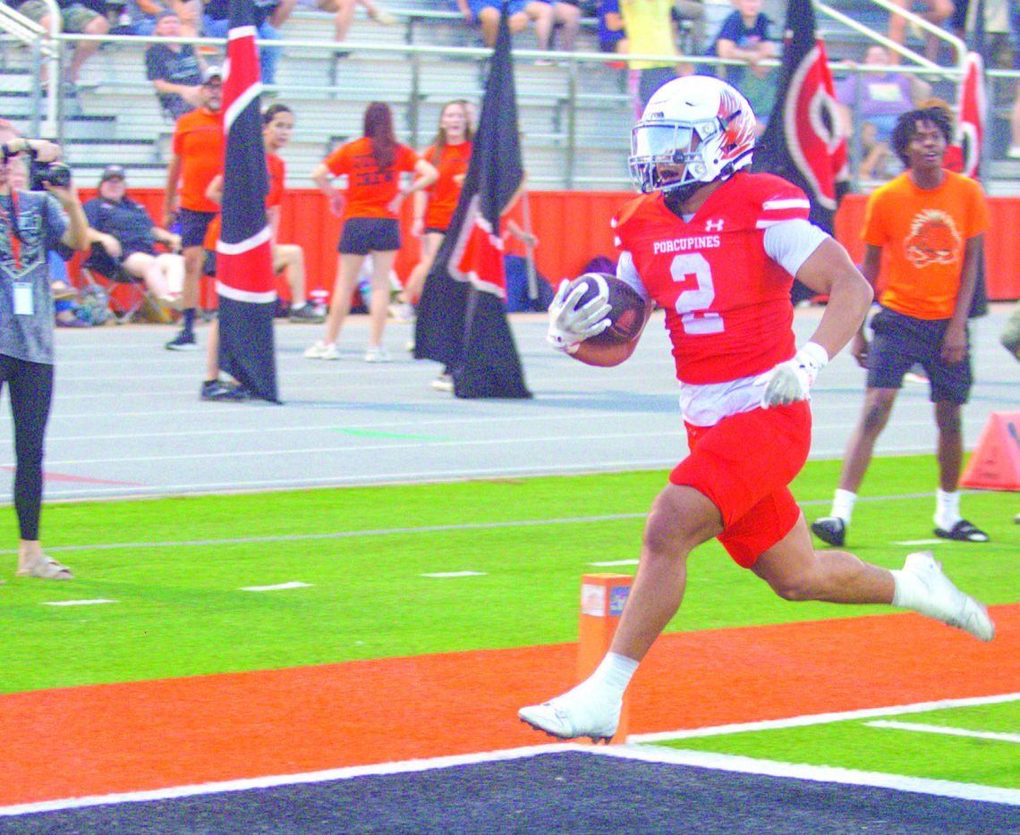Porcupines dominate Kennedale in 55-0 rout