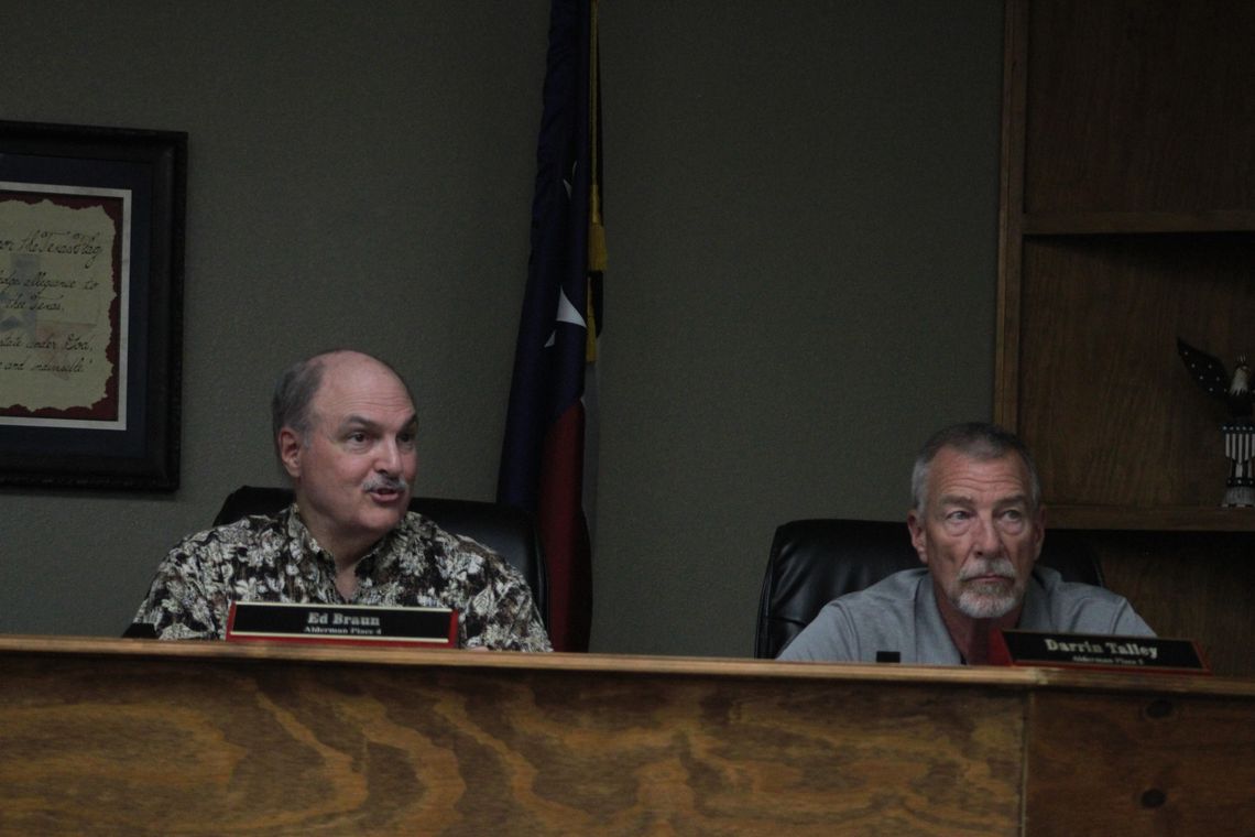 Reno council eyes well repairs, roads, finances Reno council eyes well repairs, roads, finances