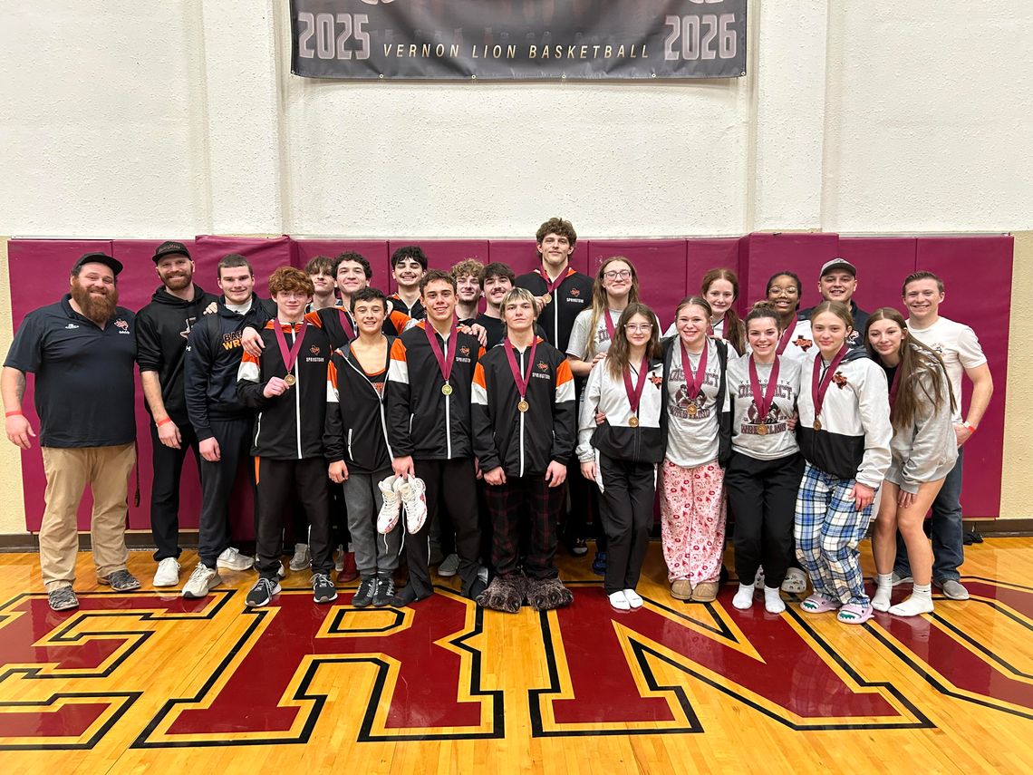 SHS sends 12 wrestlers to regionals